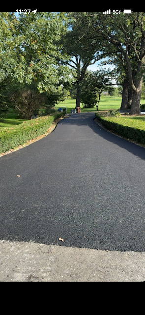 Asphalt paving project in Barrington Illinois
