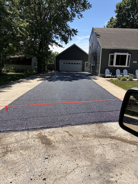 Asphalt paving project in Lake Barrington Illinois